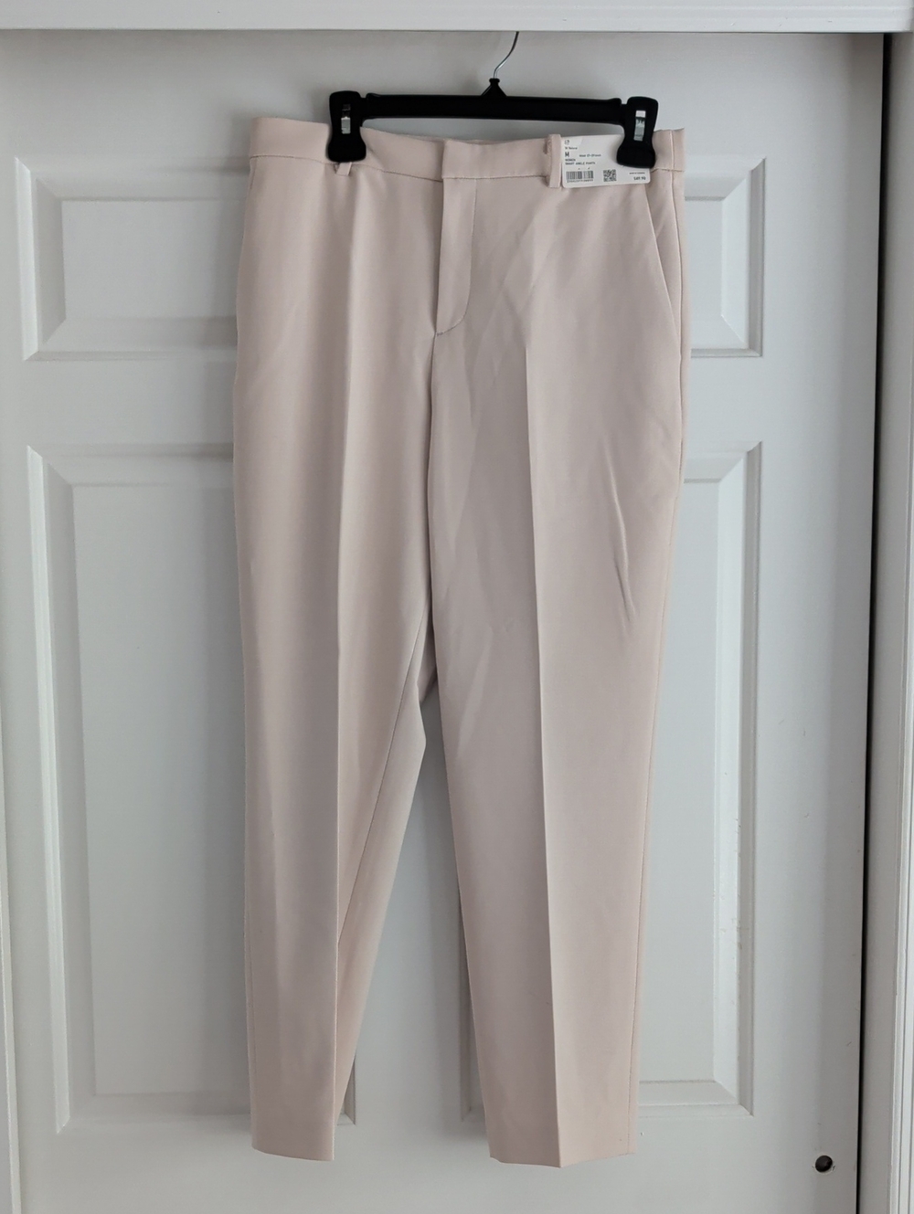 NWT Uniqlo Light Cream Straight-Leg Ankle Trousers